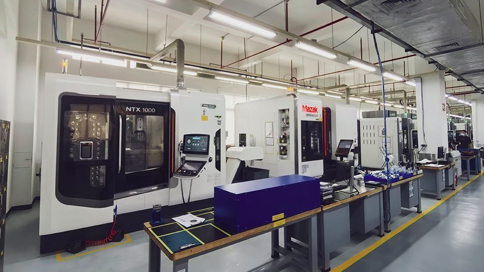 Luxottica MTM Machining Workshop